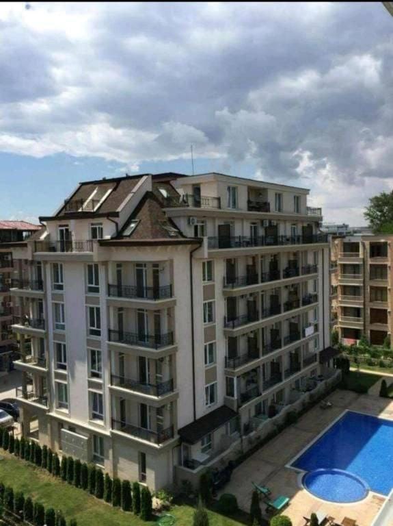 Солнечный Берег Болгария апартамент с бассейном рядом море Apartment in Sunny Beach