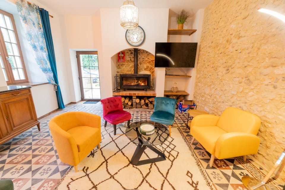 L Ancestral House in Centre-Val de Loire