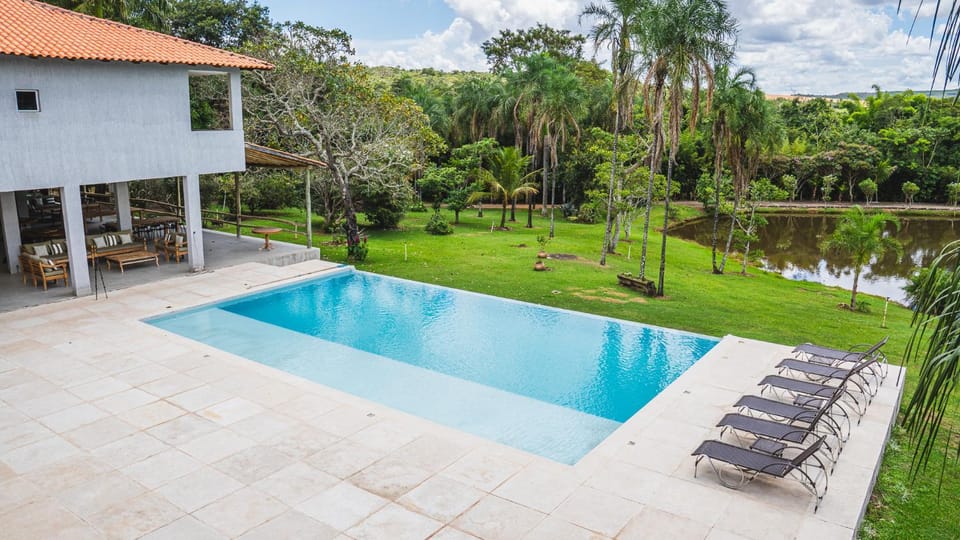 Pool view, Swimming pool, sunbed