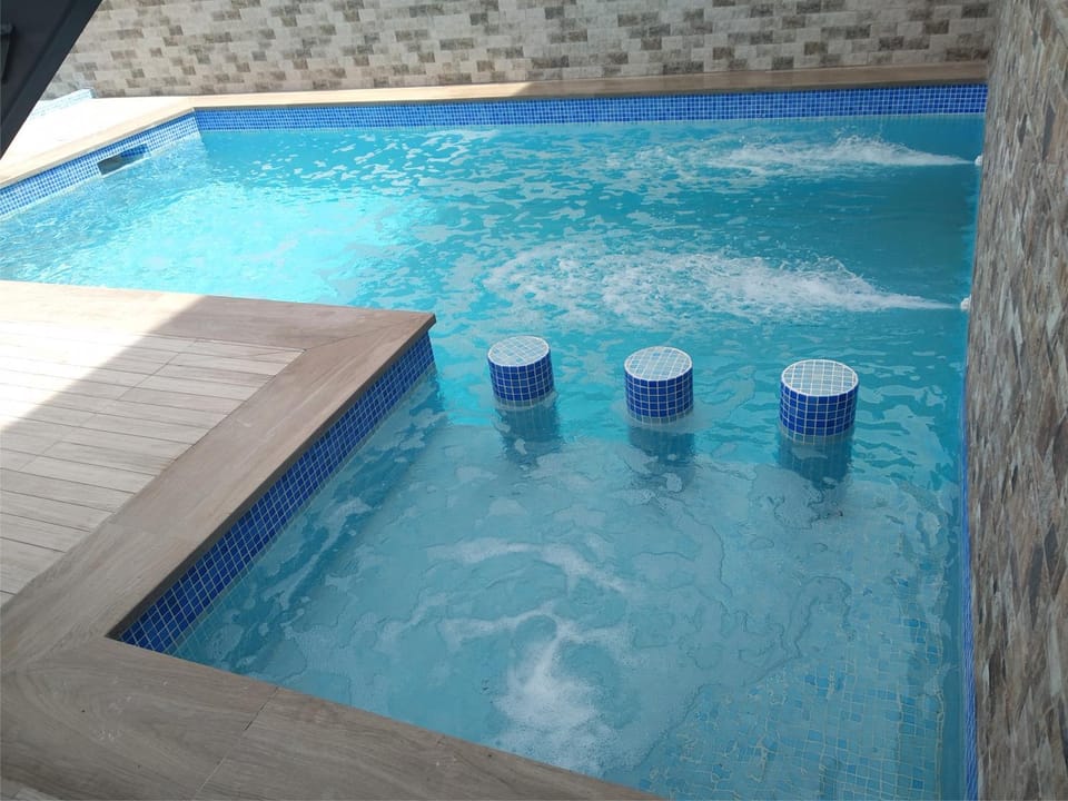 Swimming pool, Swimming pool