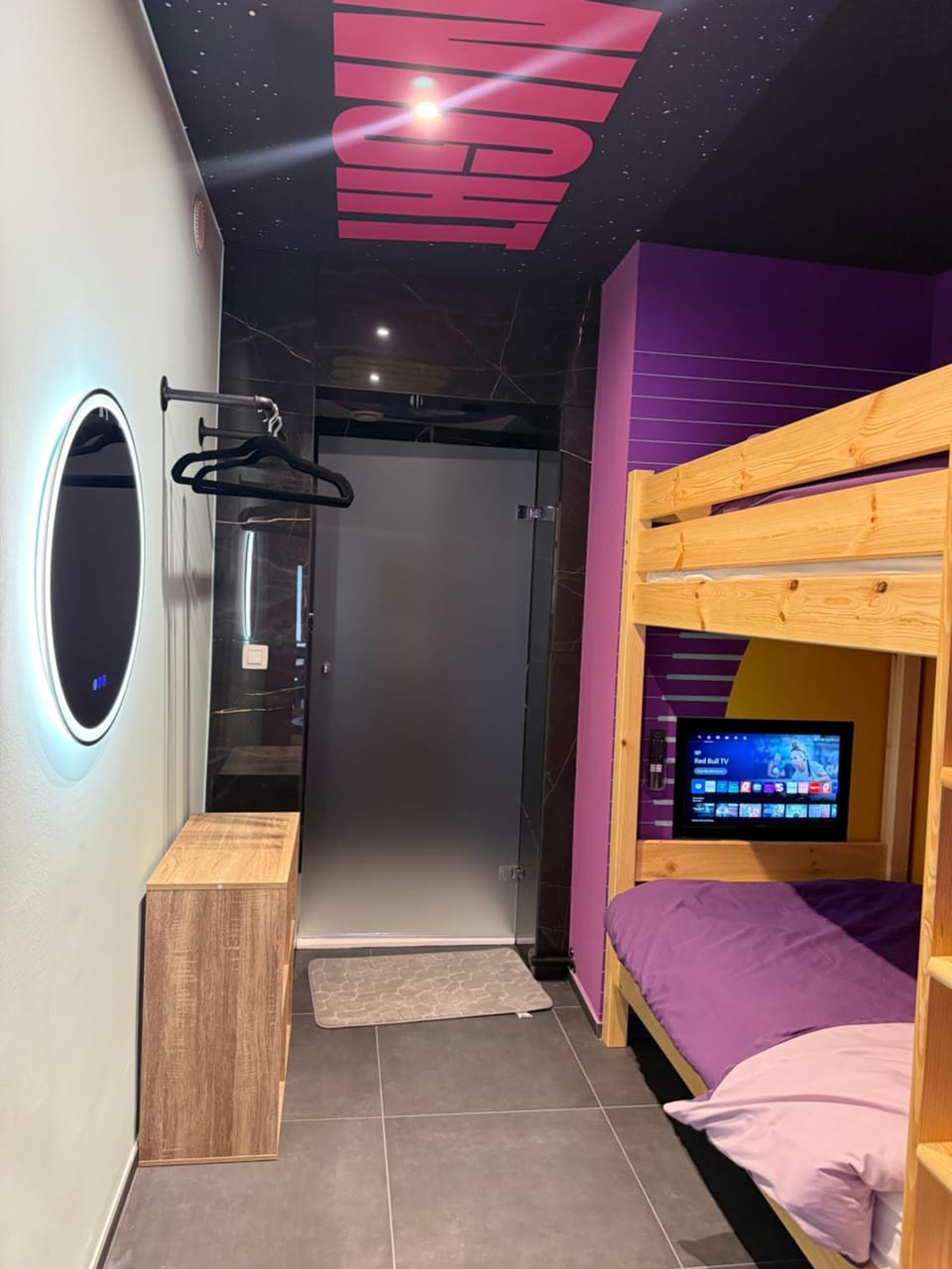 bunk bed