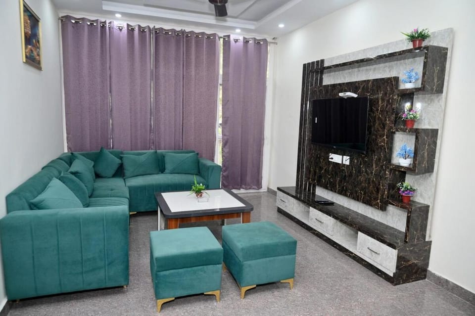Emerald View Hillside TWO BHK Apartment Apartment in Himachal Pradesh