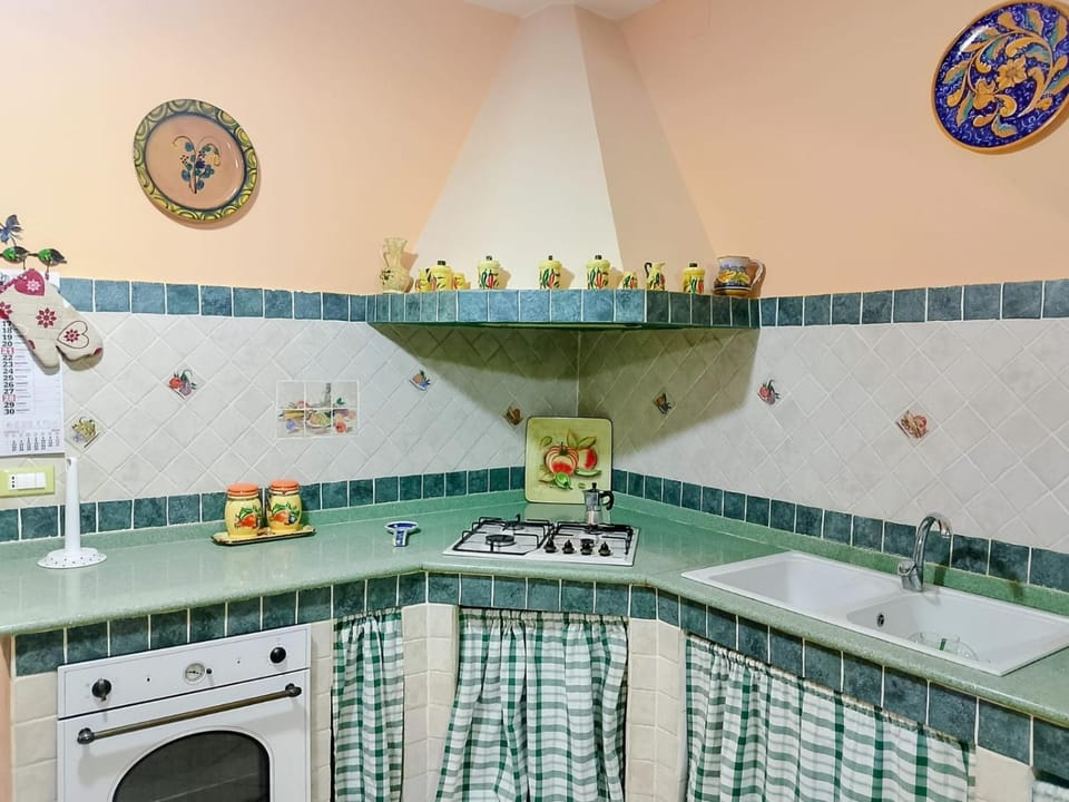 Shtëpia te Rrokat - La casa alle Rocche Apartment in Sicily