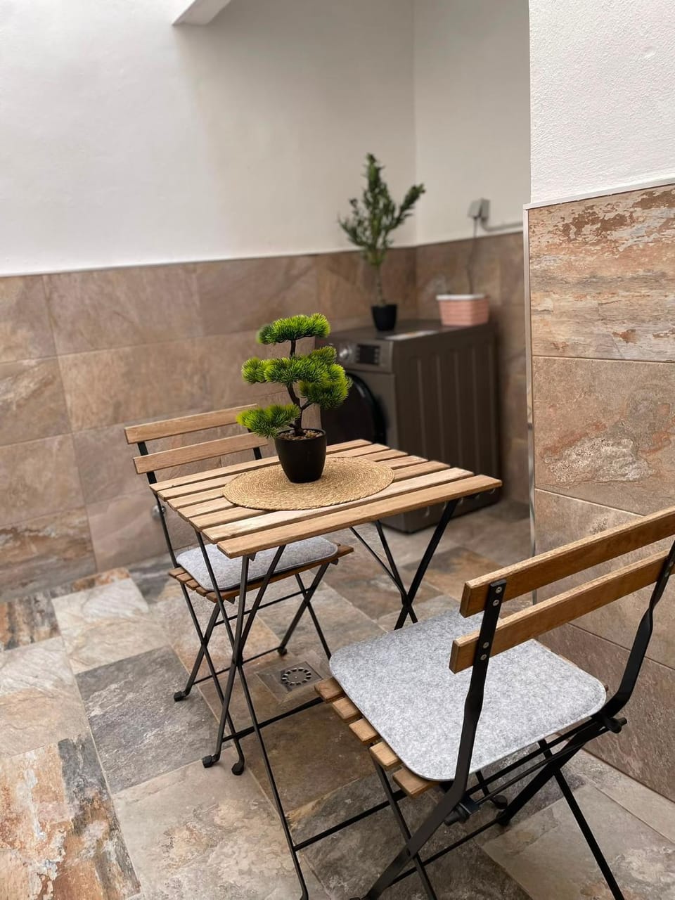 Patio, Balcony/Terrace, Seating area