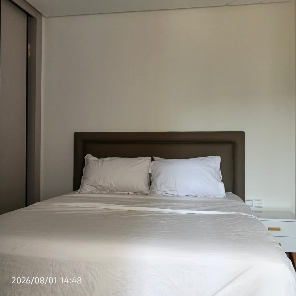 Appartement Moderne avec 2 Balcon en face de la gare entièrement équipé Apartment in Rabat-Salé-Kénitra