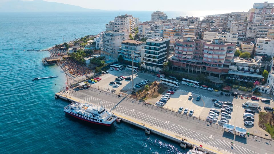 Property building, Day, Activities, City view, Sea view, Street view