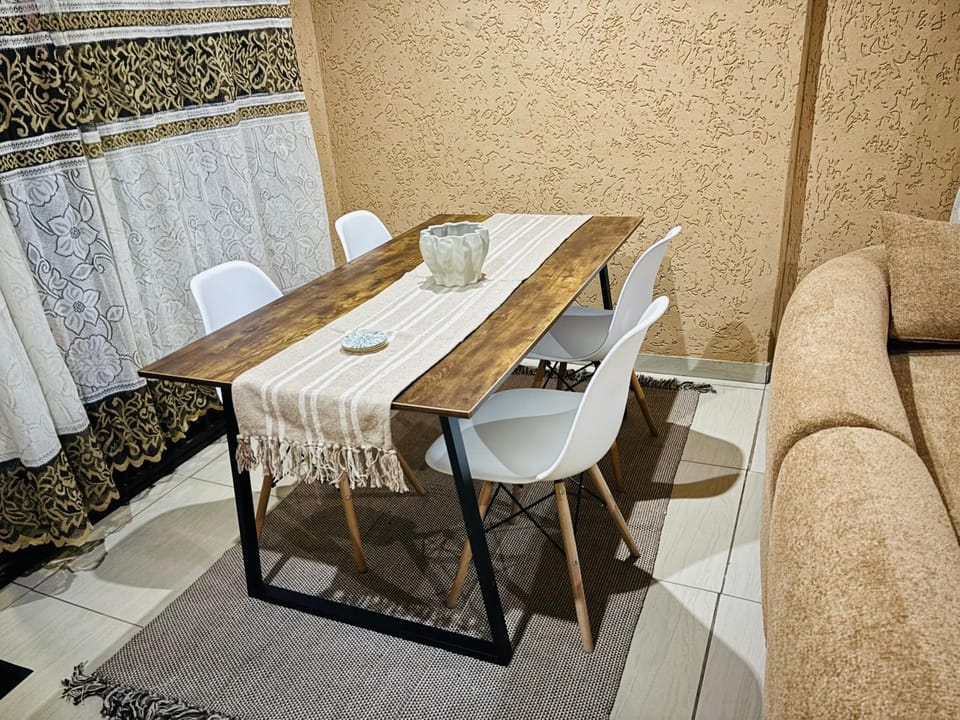 Comfortable 2 bedroom house at Protea North Ext 1 Apartment in Gauteng