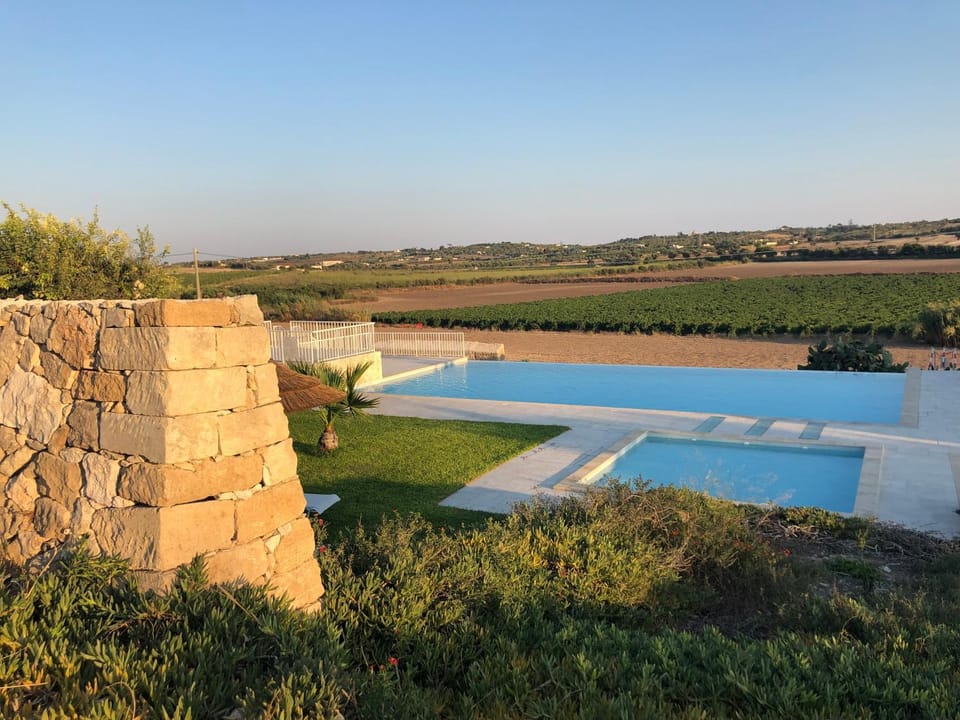 Le Sorelle del Vino Farm Stay in Sicily