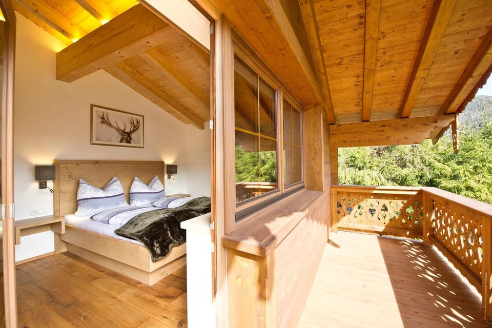 Bed, Balcony/Terrace, Bedroom