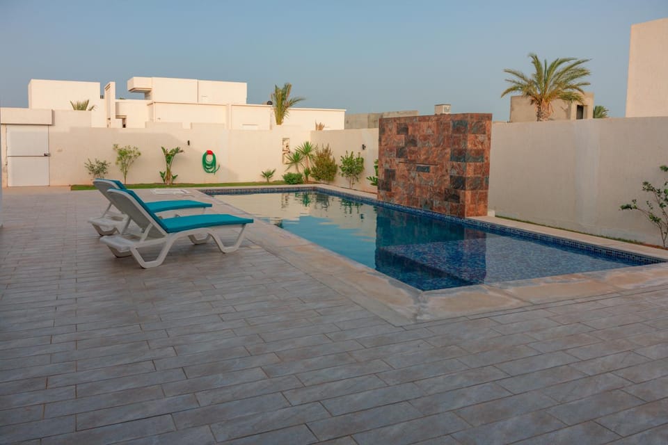 Villa Djerba Piscine Privée Calme et Confort House in Tunisia