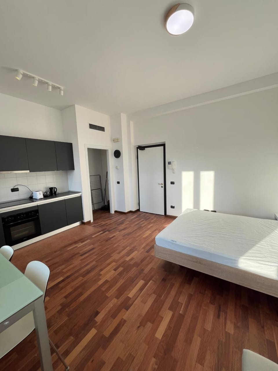 Loft Symbiosis Apartment in Milan
