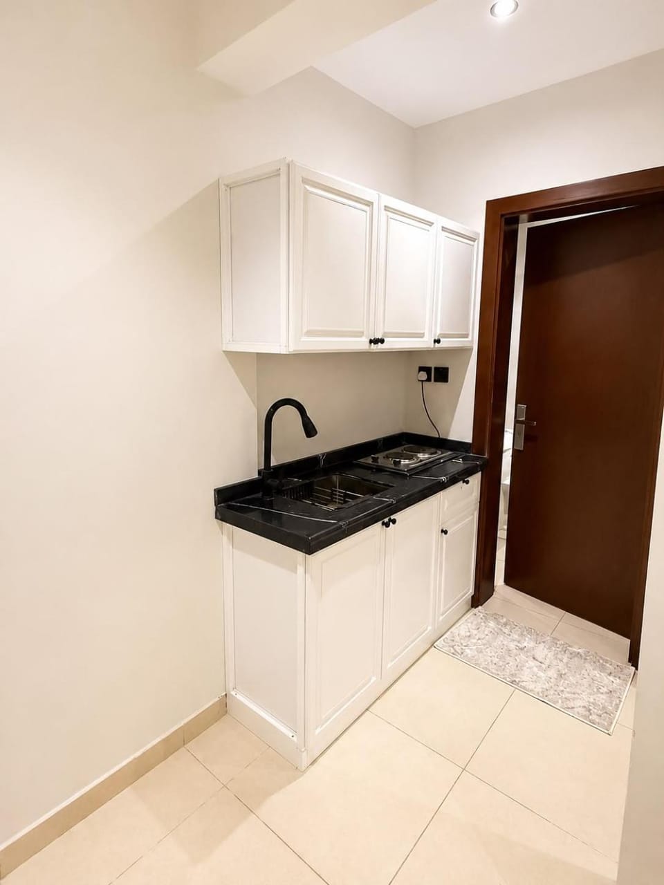 درة جدة -استوديو بتصميم مودرن ومدخل ذاتي Apartment in Jeddah