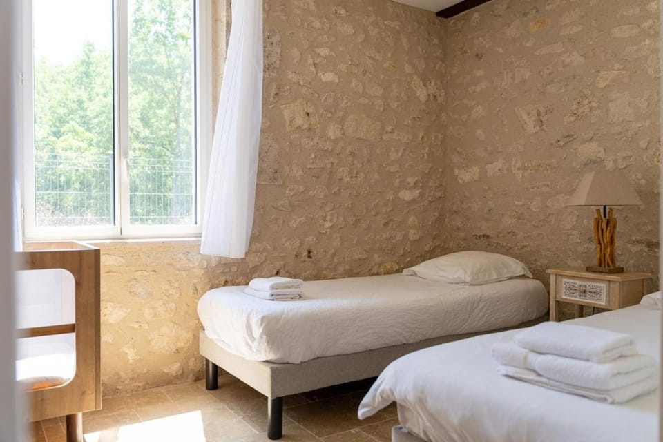 Grange de charme, 3 chambres & 3 SDB, Beauval House in Centre-Val de Loire
