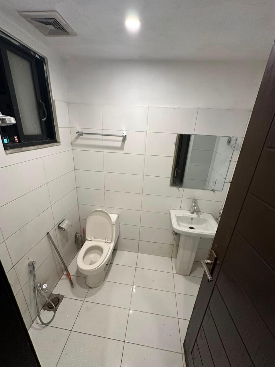 Modern 2BR Stay Ideal for Families Apartment in Islamabad Capital Territory