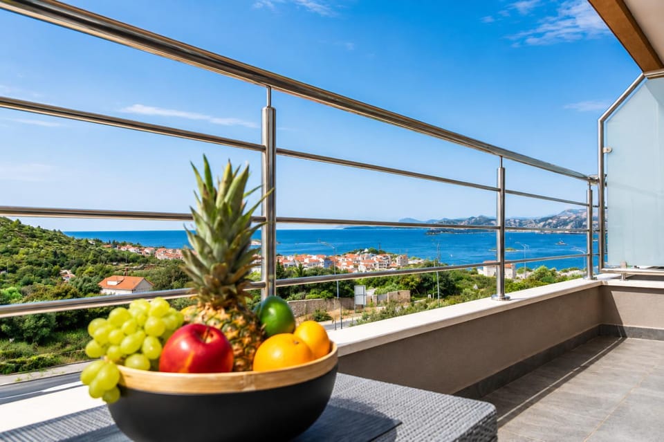 View (from property/room), Food, Sea view