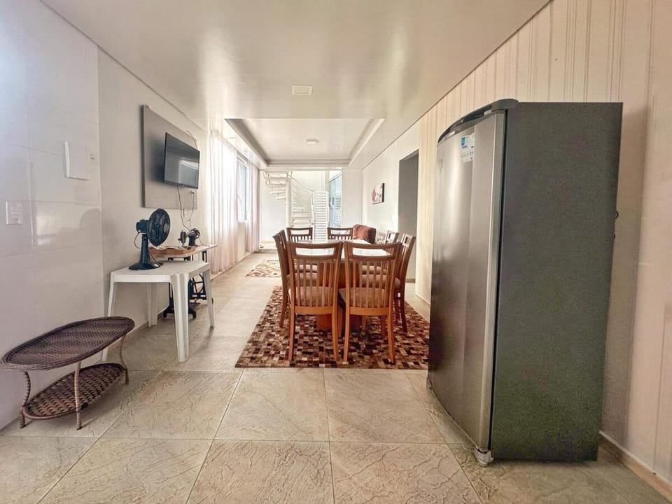 Kitchen or kitchenette, Living room, Seating area