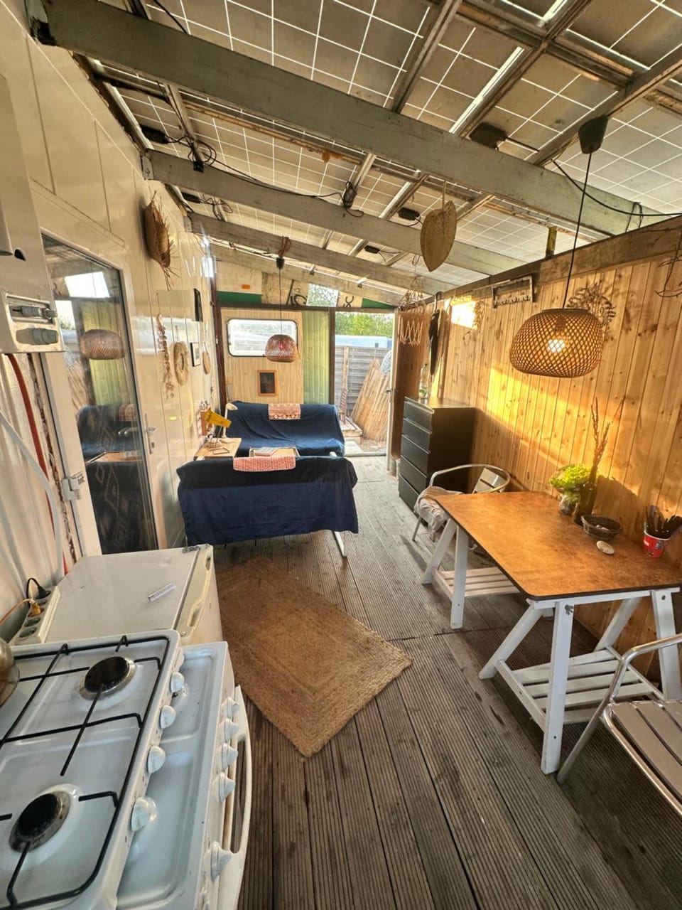 Off-grid Container by the Bay House in Pomeranian Voivodeship