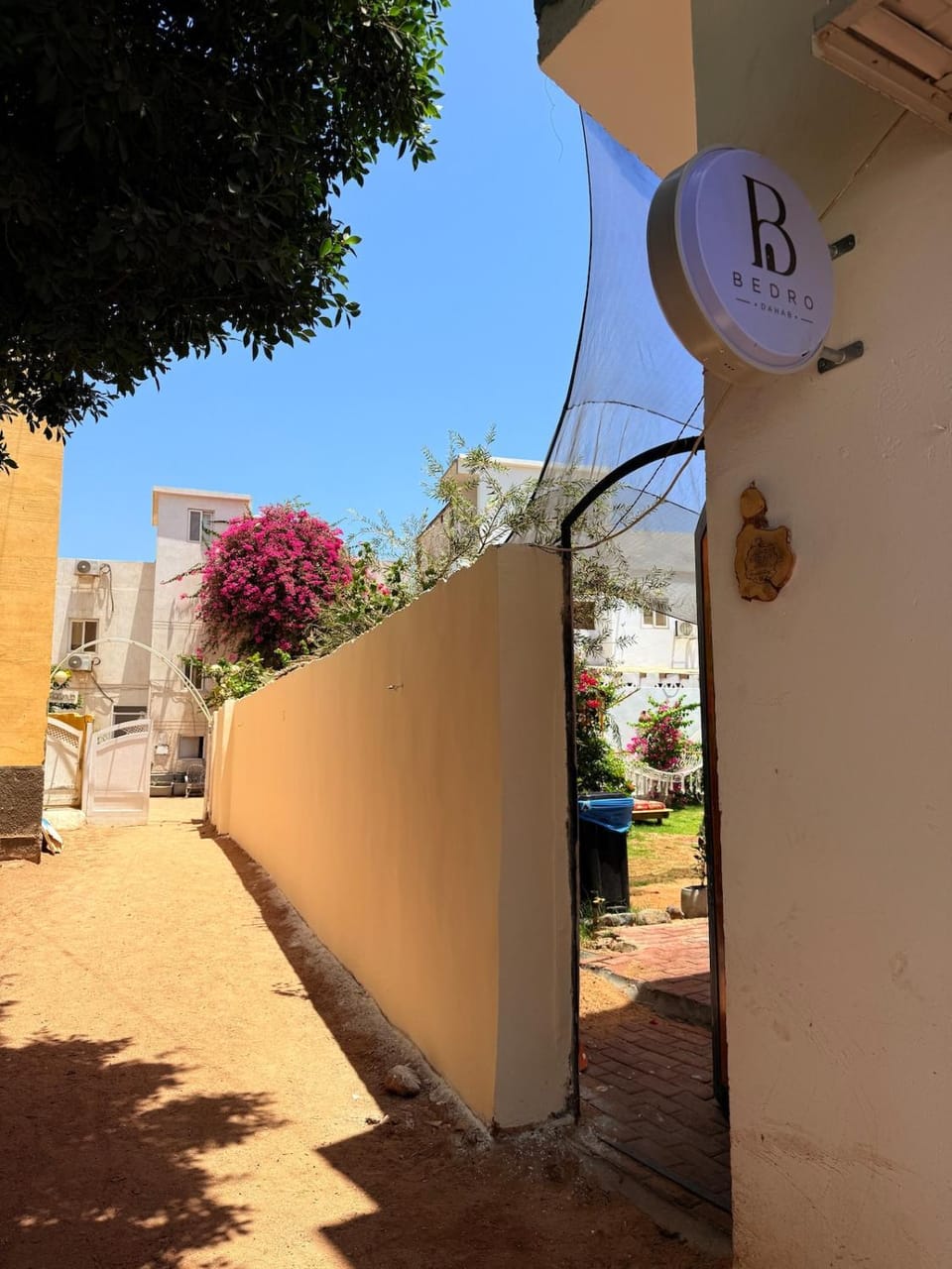 Property building, Day, Street view