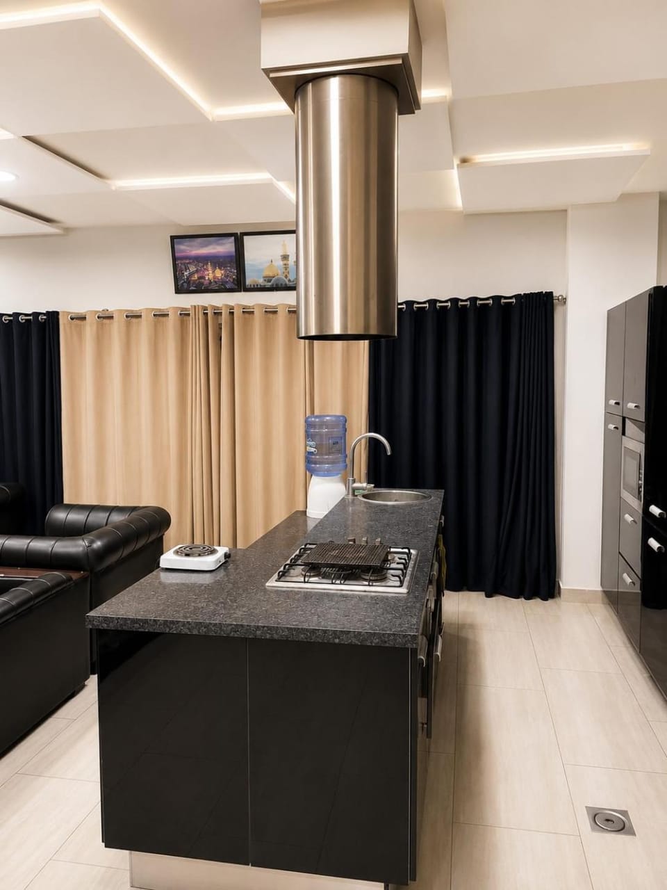 Kitchen or kitchenette, kitchen