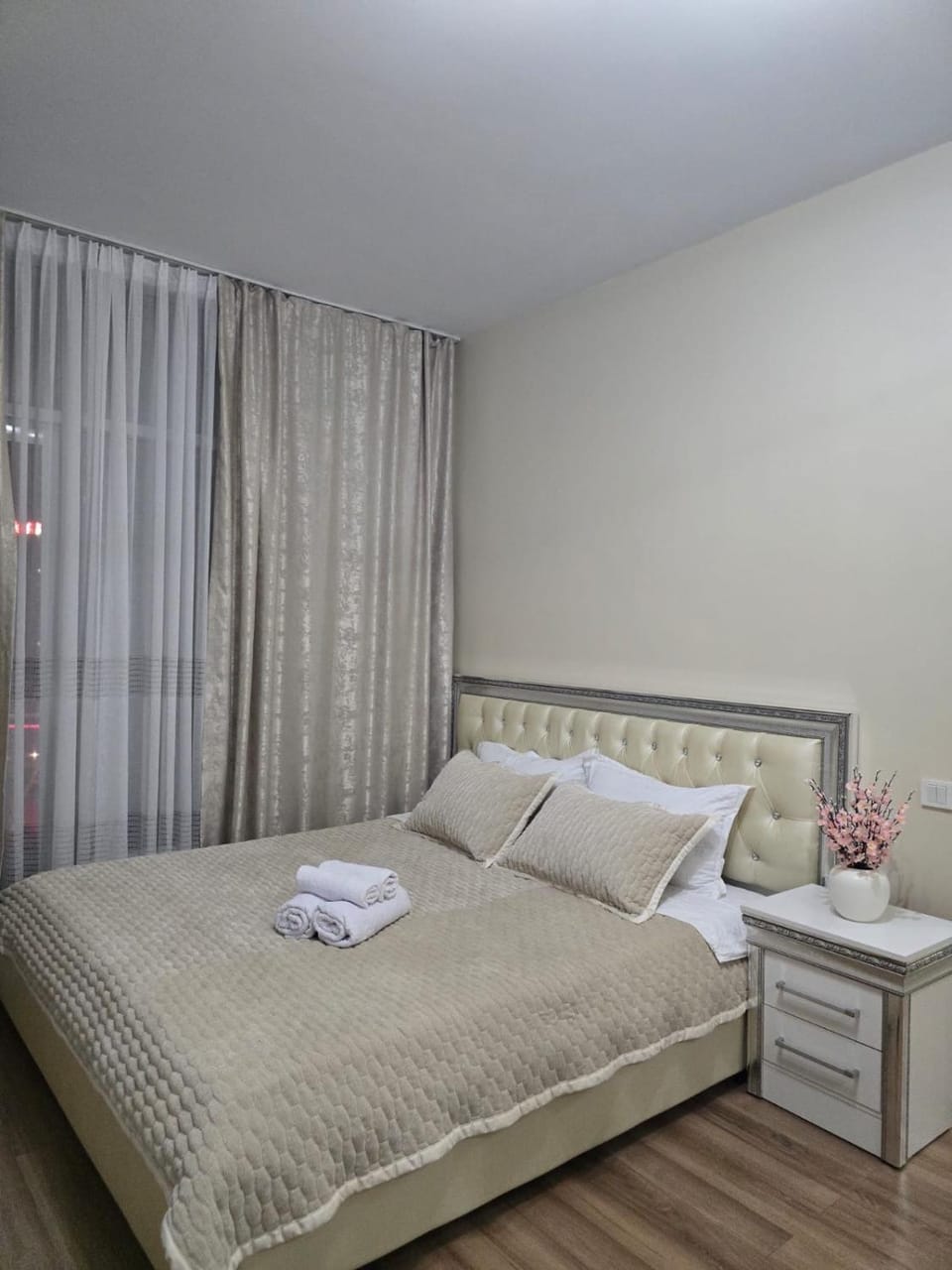 Panorama Lux Mountain View Apartment Almaty Apartment in Almaty