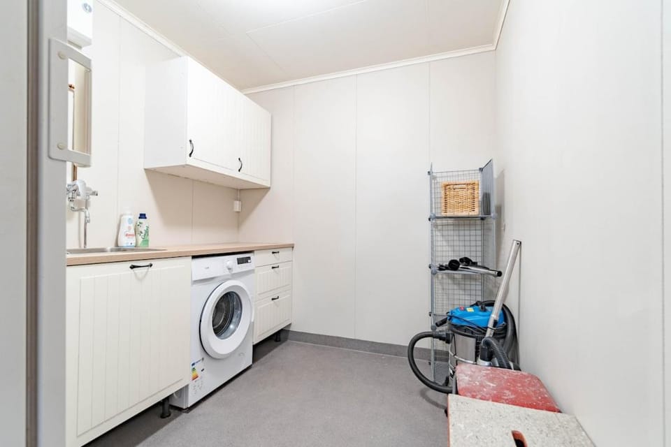 laundry, washing machine