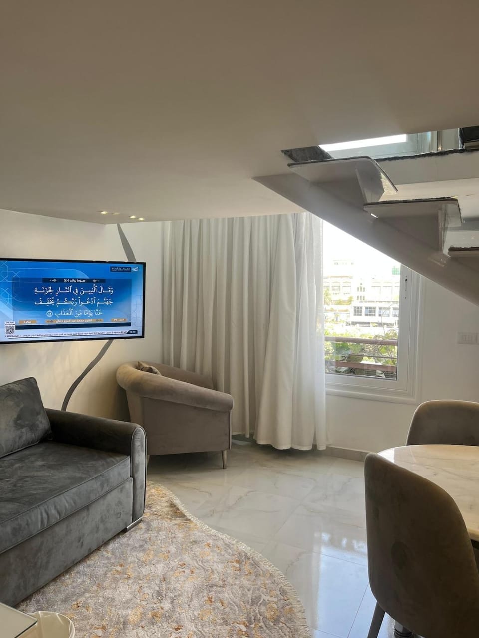 TV and multimedia, Living room, Seating area