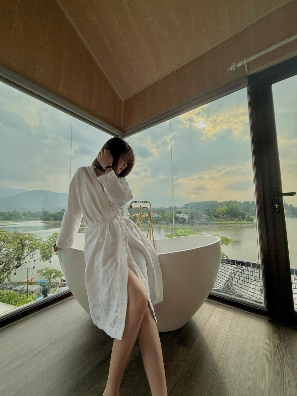 Omvibe Retreat Miễu Lake Chương Mỹ Luxury tent in Hanoi