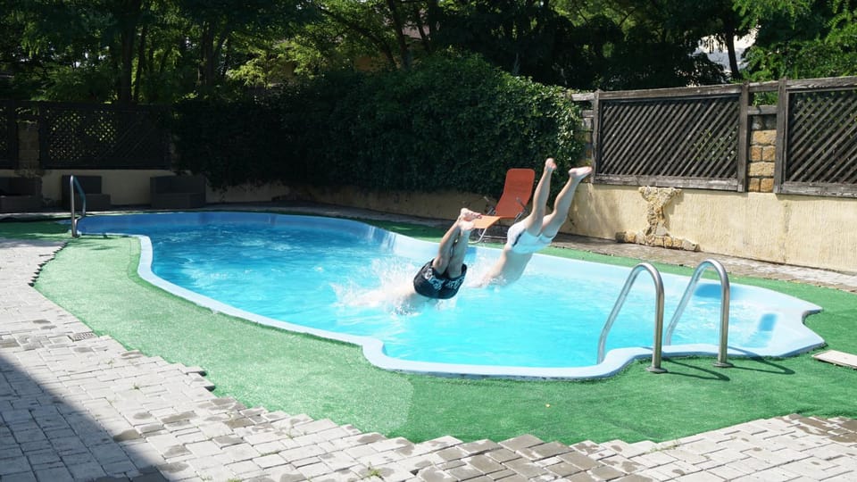 Swimming pool