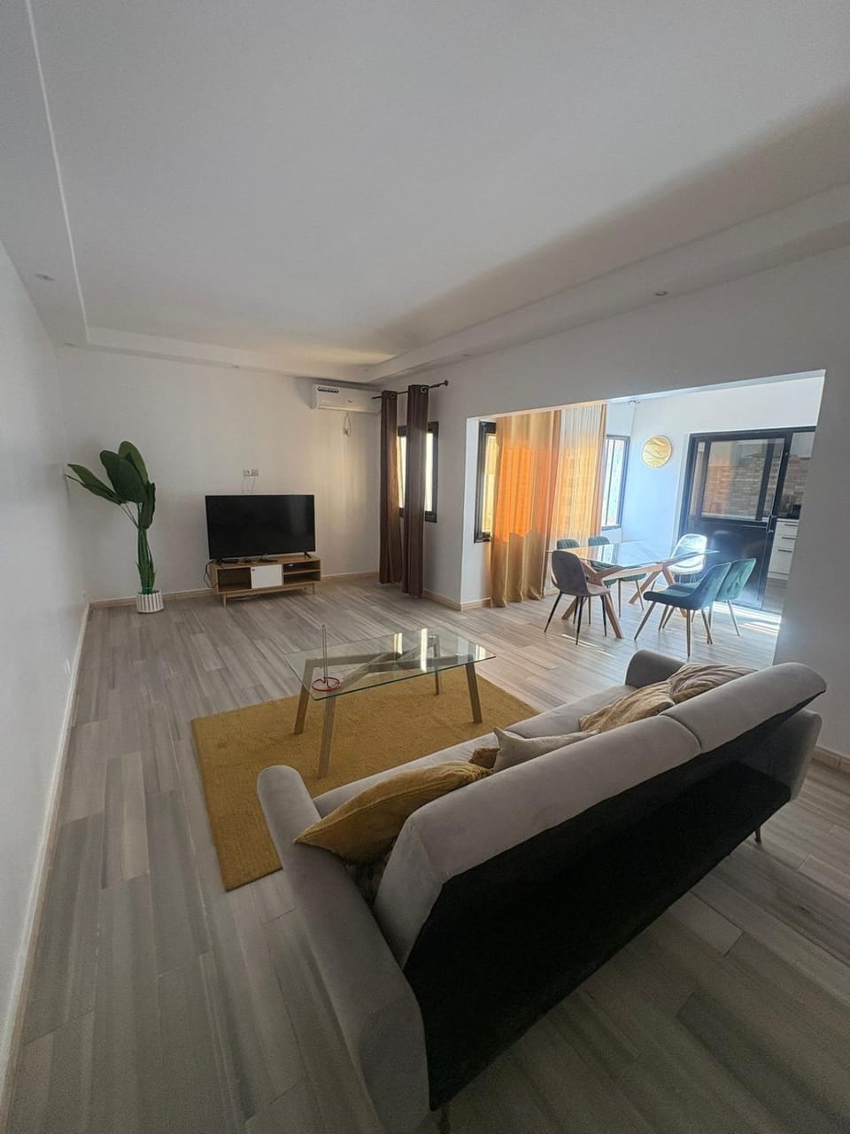 Bright & Comfortable 2-Bedroom Apartment Apartment in Dakar