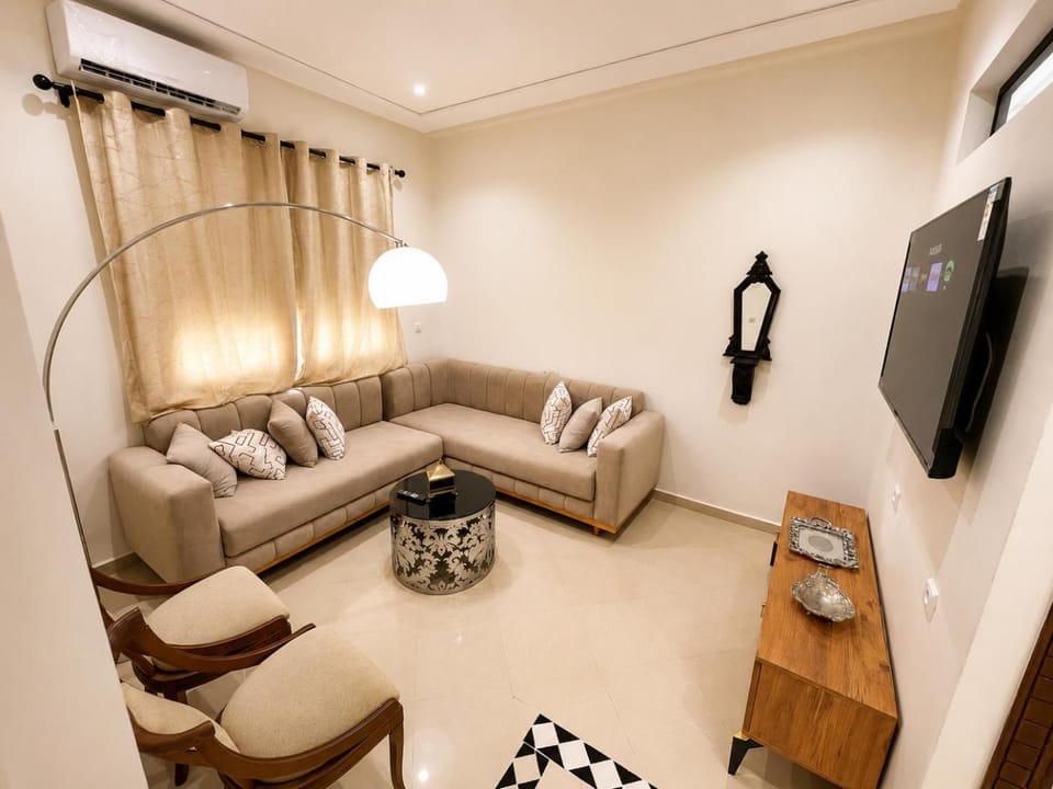 NEW Central Residency AC Wi-Fi Balcony Apartment hotel in Fes