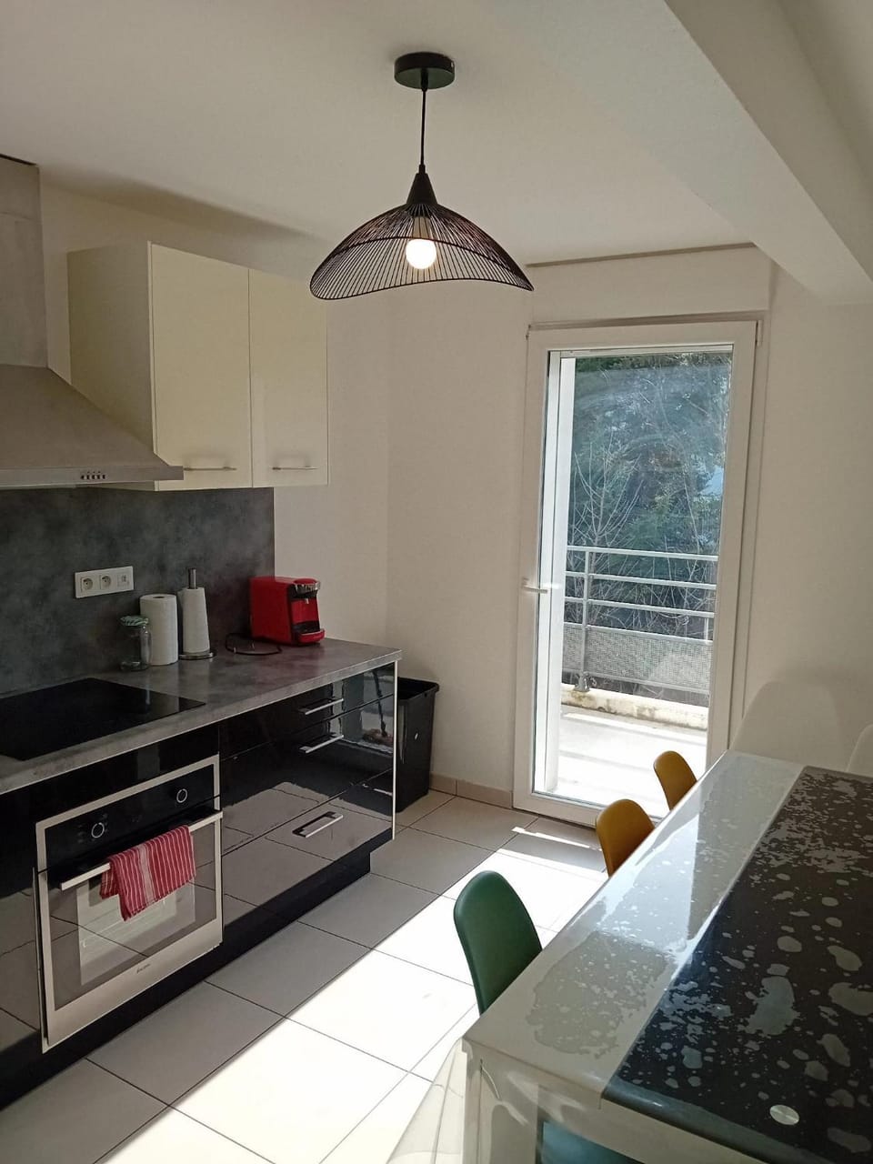 chambre en colocation dans appartement proche Strasbourg Campground/ 
RV Resort in Strasbourg