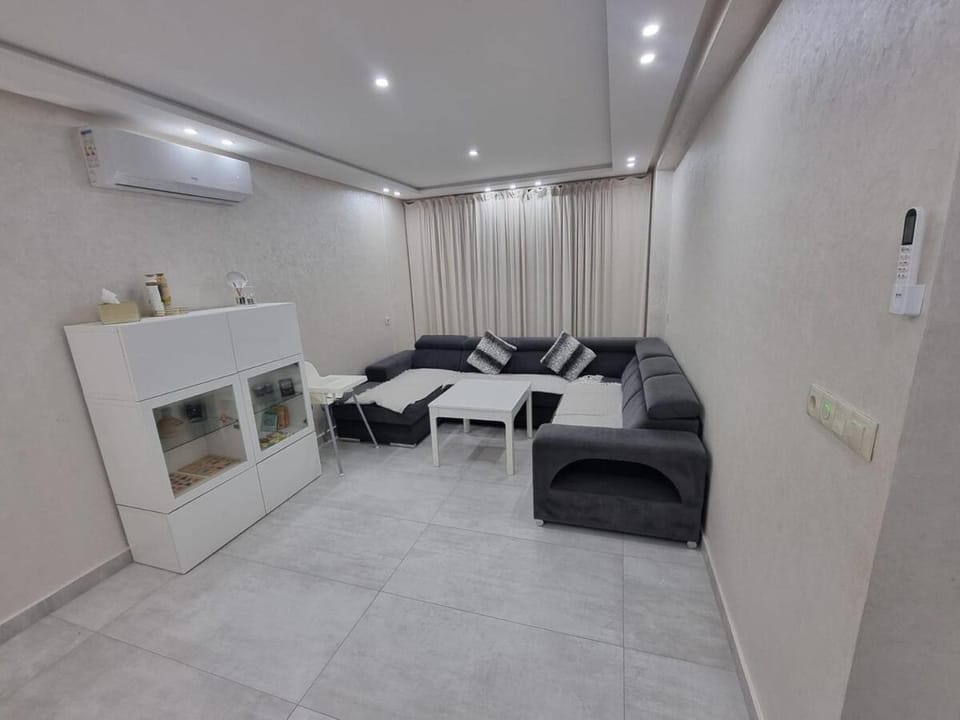 3 bedroom apartment, fully equipped, parking, WIFI Apartment in Tangier