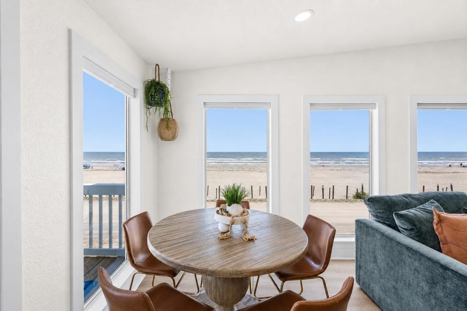 Dining area, Sea view