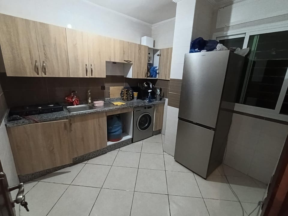 Belle appartement à Tanger gzenaia meuble avec parking privé dans un complexe sécurisé Apartment in Tangier