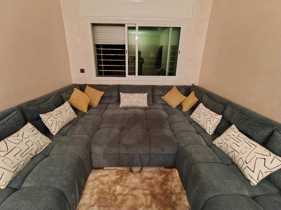 Belle appartement à Tanger gzenaia meuble avec parking privé dans un complexe sécurisé Apartment in Tangier