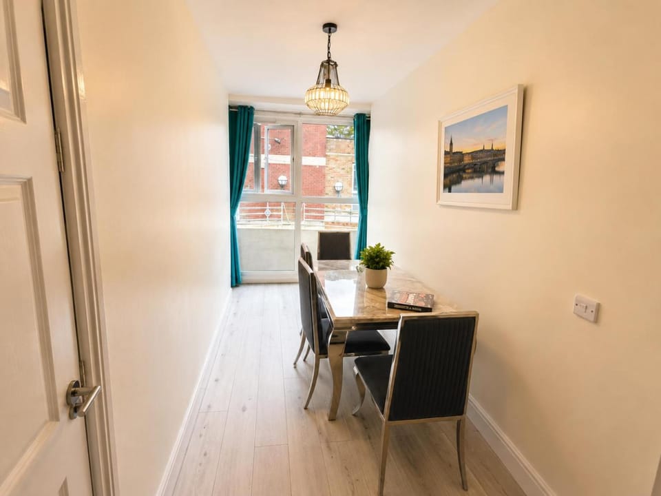 The City Nest Apartment Apartment in Limerick
