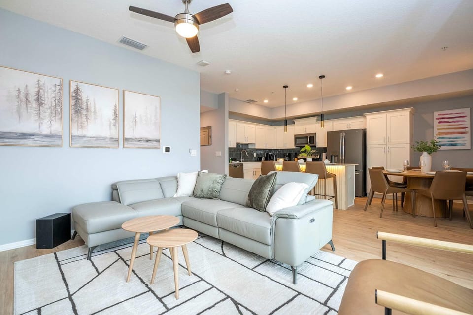 Cozy 3BR Apartment Storey Lake Resort Near Disney Apartment in Kissimmee