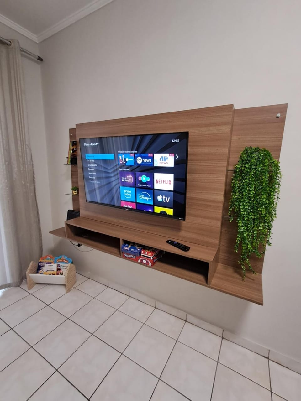 Apto 1 dorm quadra da praia, wi-fi, pet friendly e garagem Apartment in State of São Paulo