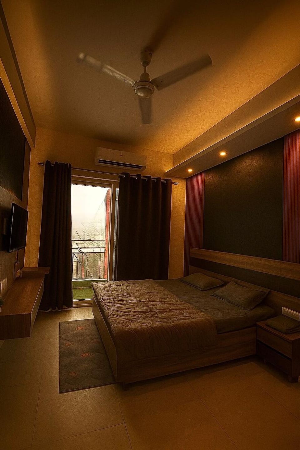 Bed, Photo of the whole room