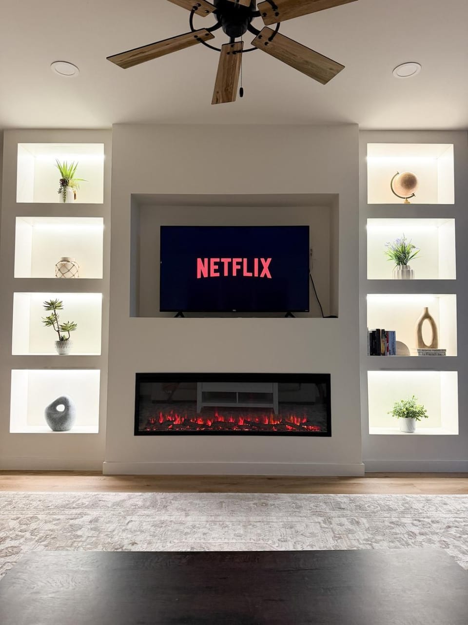 Communal lounge/ TV room, TV and multimedia, Evening entertainment, fireplace