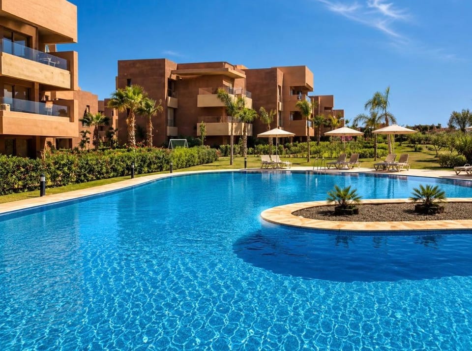 Jardin Privé & Piscine - Appartement de Charme Apartment in Marrakesh