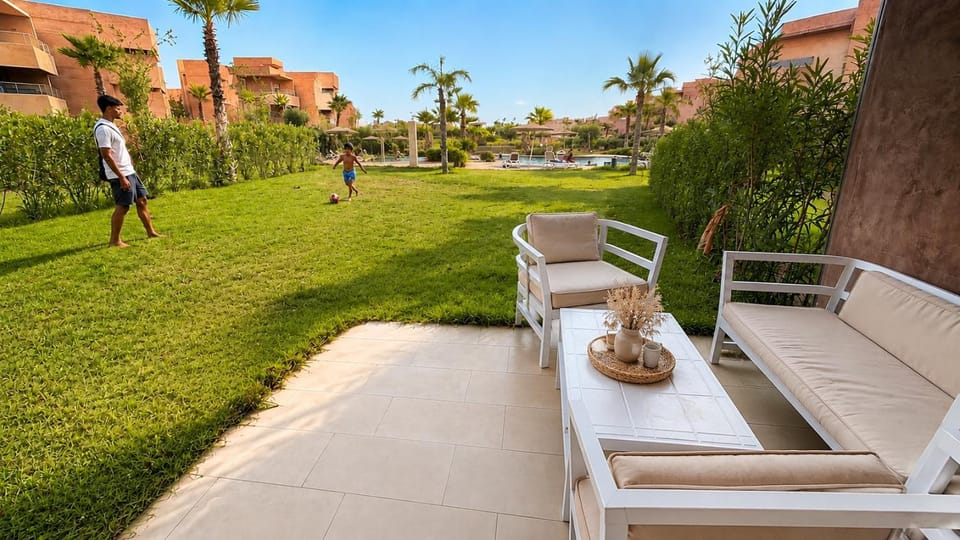 Jardin Privé & Piscine - Appartement de Charme Apartment in Marrakesh