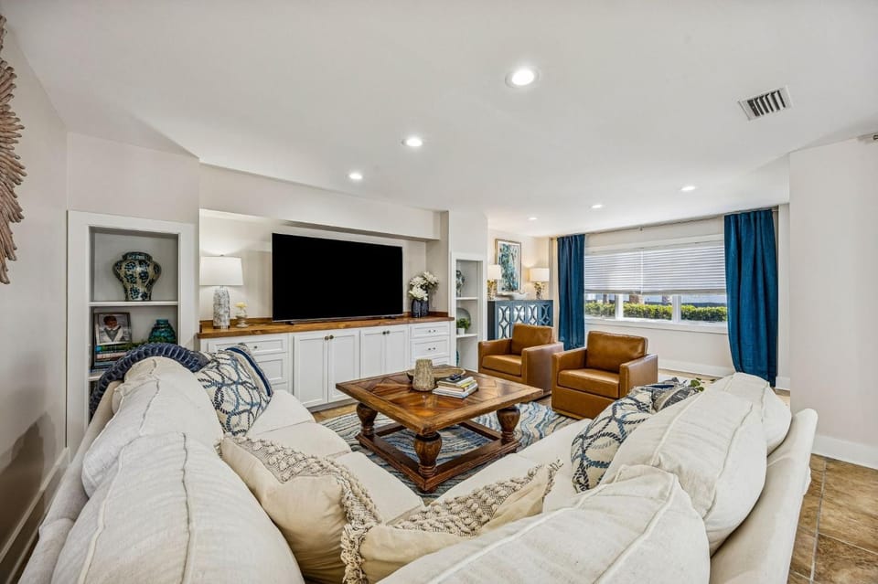 733A Tarpon Avenue apts Apartment in Fernandina Beach