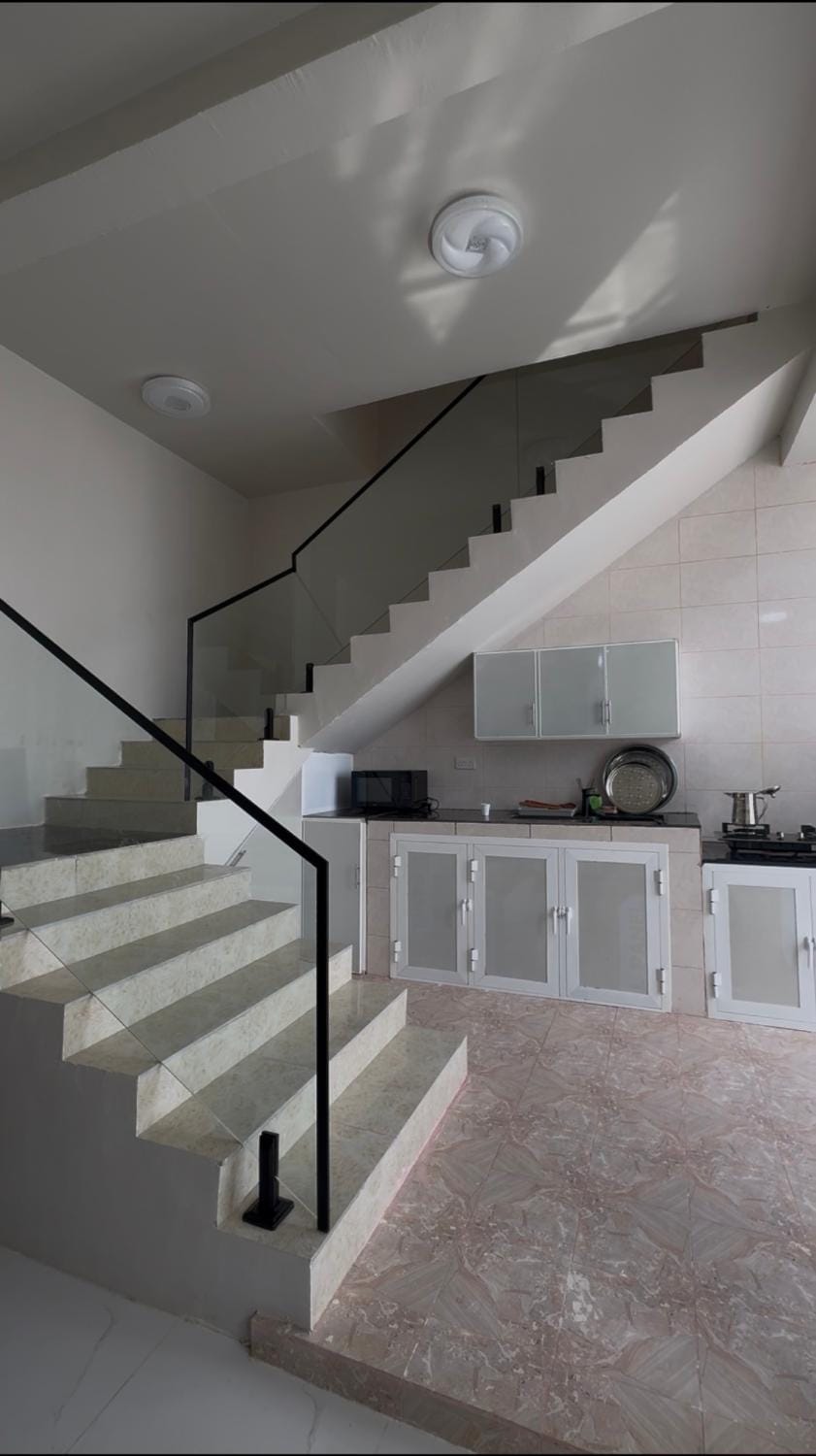 شالية واستراحة فيلا نايت الاشخره Chalet in Oman