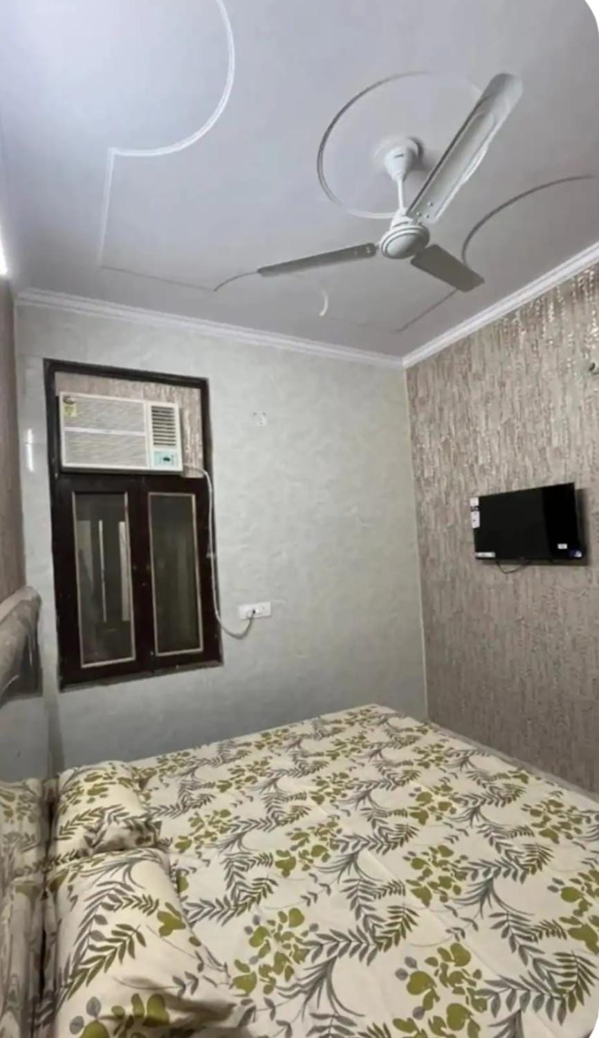 Bharti homes Apartment in New Delhi