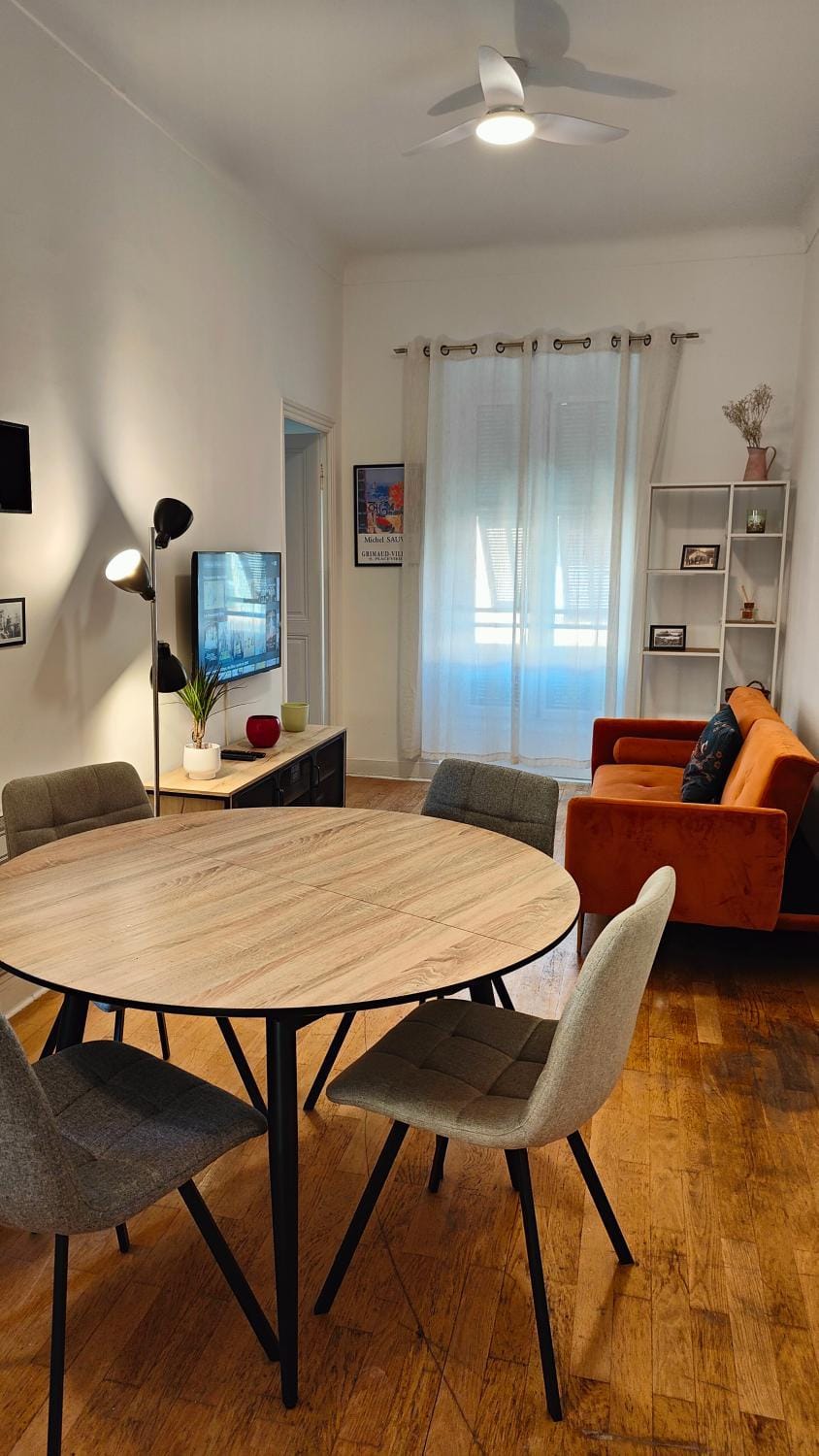 Seating area