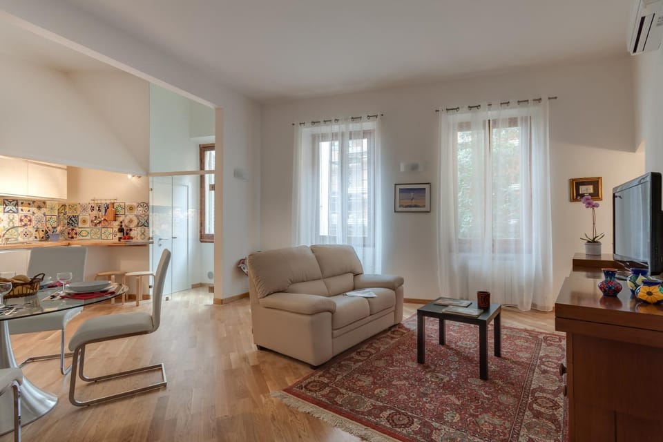 Apartments Florence - Libertà Loft Apartment in Florence