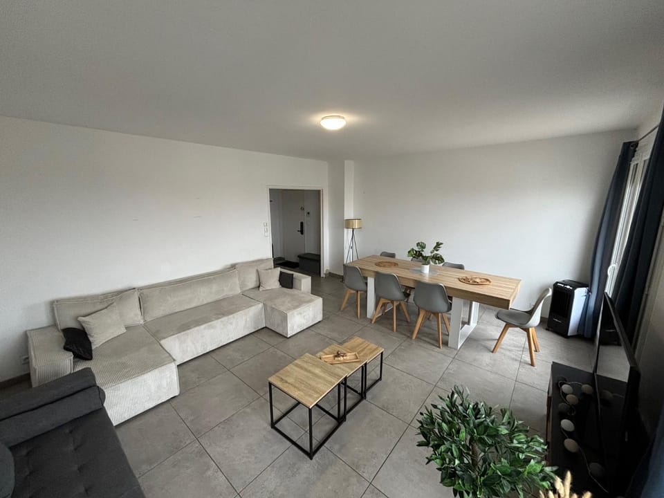 Le Podium - 8pers - Circuit - Maison Reve Excellence Apartment in Le Mans