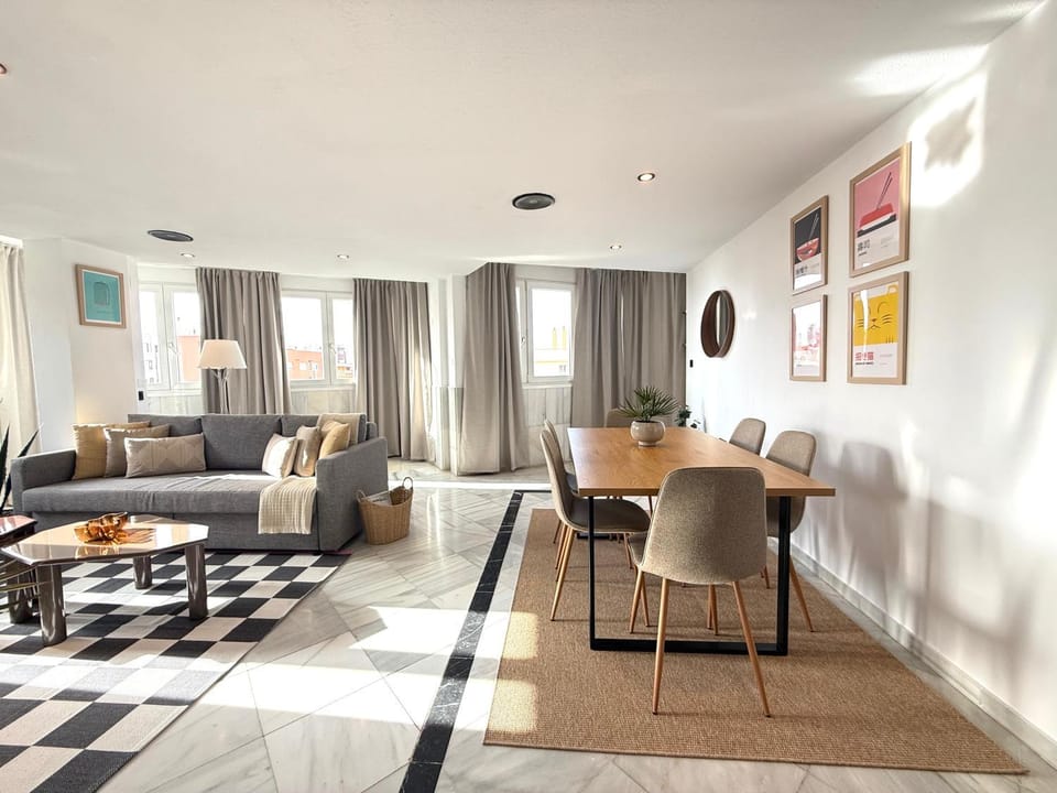 Living room, Seating area, Dining area