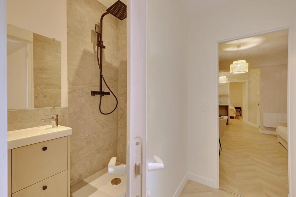 Beautiful 50 m2 in Paris 17th - Very nice neighborhood Apartment in Paris